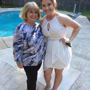 Meet your Posher, Cassandra